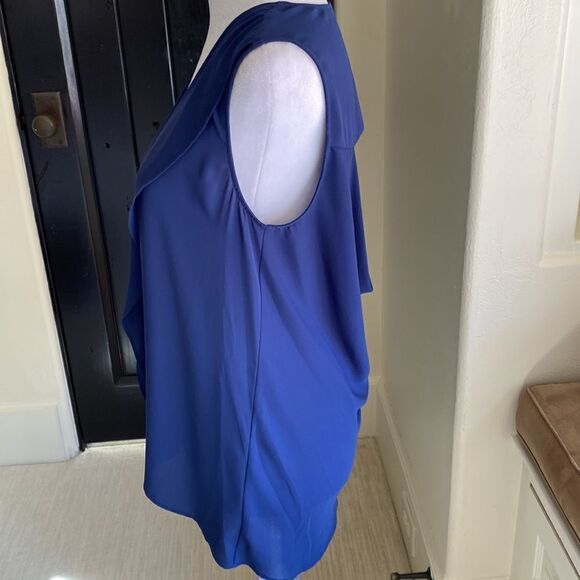 BCBG MaxAzria sleeveless top - Picture 3 of 7